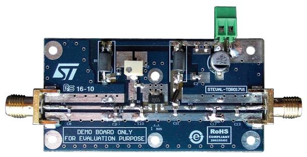Demonstration Board Using The PD84001 For UHF RFID Reader And 2-Way Radio