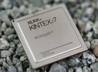 FPGA Kintex-7 Family 162240 Cells 28nm Technology 1V 676-Pin BGA