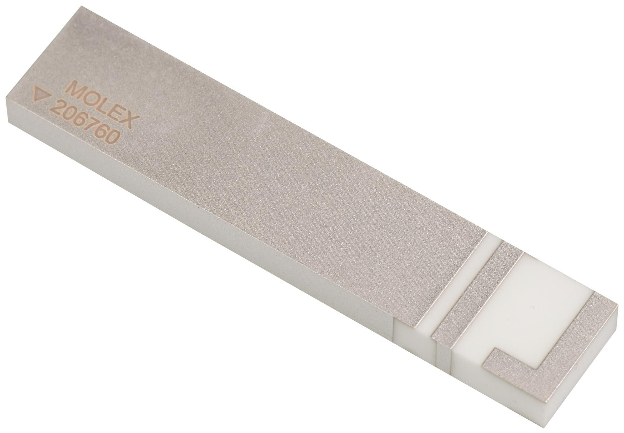 Chip Antenna Linear Dual Band 50 Ohm 960MHz/2700MHz 1.3dBi/4.4dBi SMD 3-Pin SMD Emboss T/R
