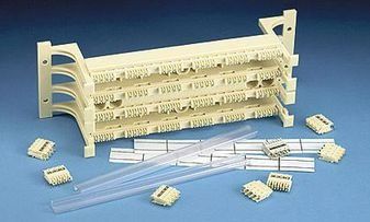 GIGA PUNCH 24 PORT BASE STD DEN